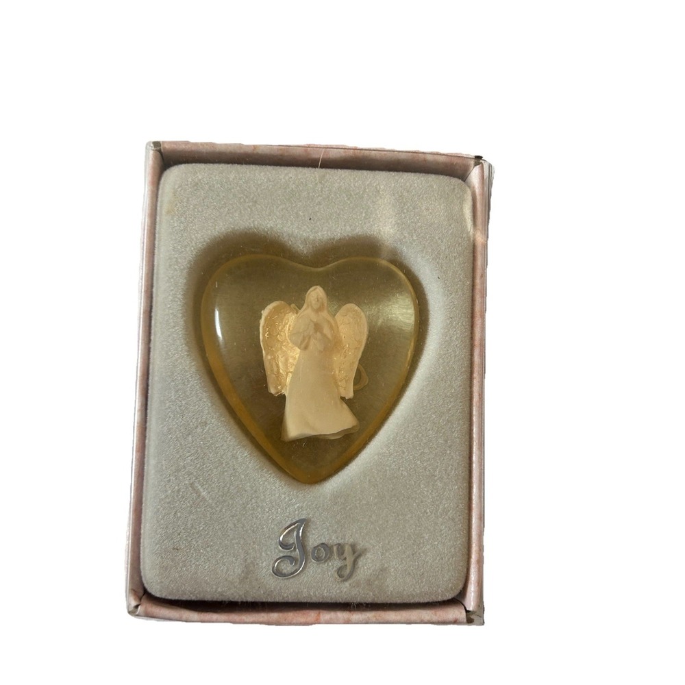 Vintage Russ Berrie Joy Angel‎ Heart Clear Resin Pocket Stone Charm Gift